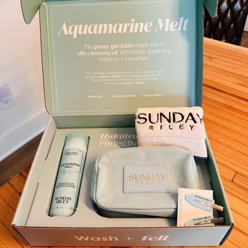 NIB SUNDAY RILEY Limited Edition Box Aquamarine Melt Hydrating Gel-Balm Cleanser